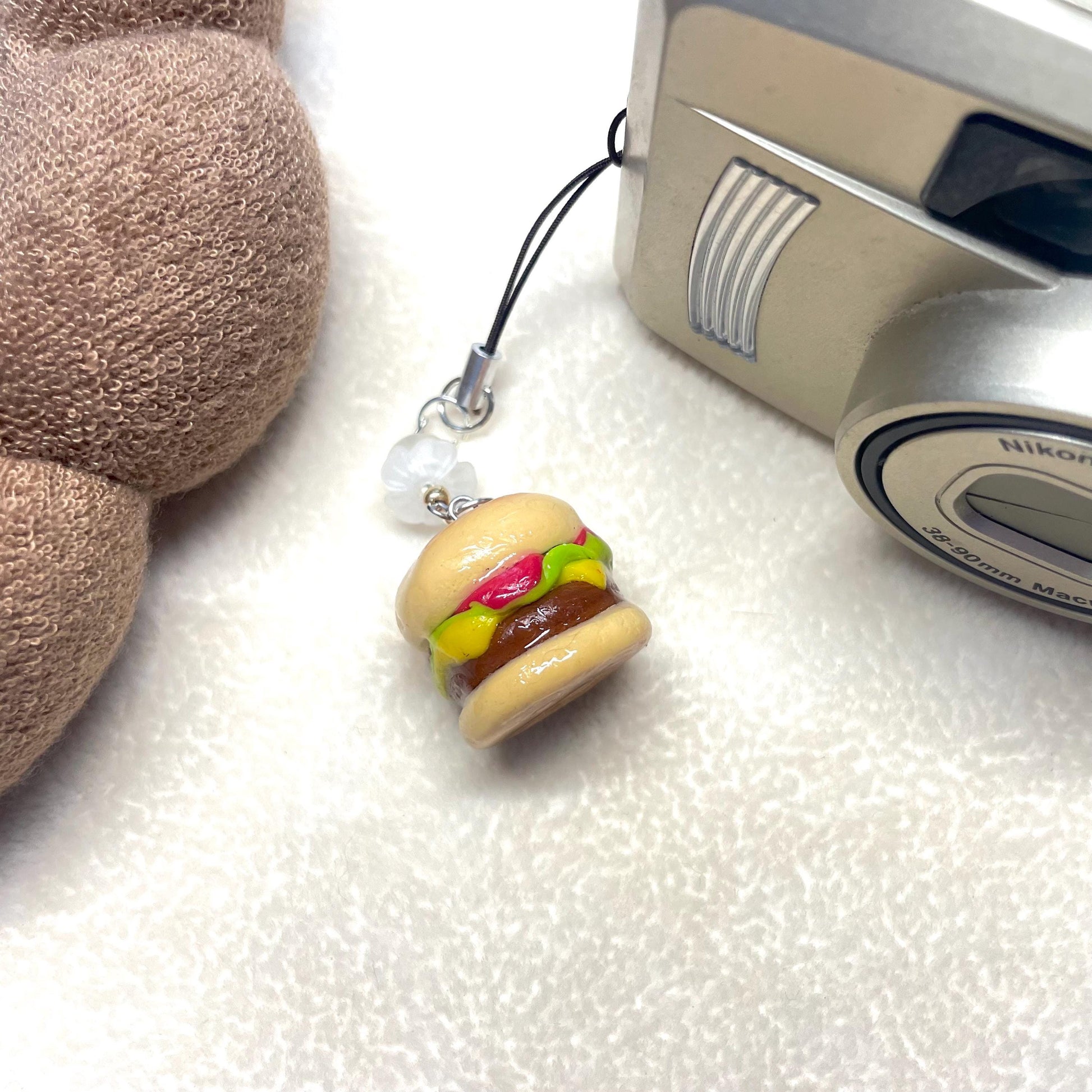 Handmade Polymer Clay Cute Burger Keychain Fun Food Keychain Cute Burger Jewelry Foodie Gift Keyring Gift for Her Unique Keychain